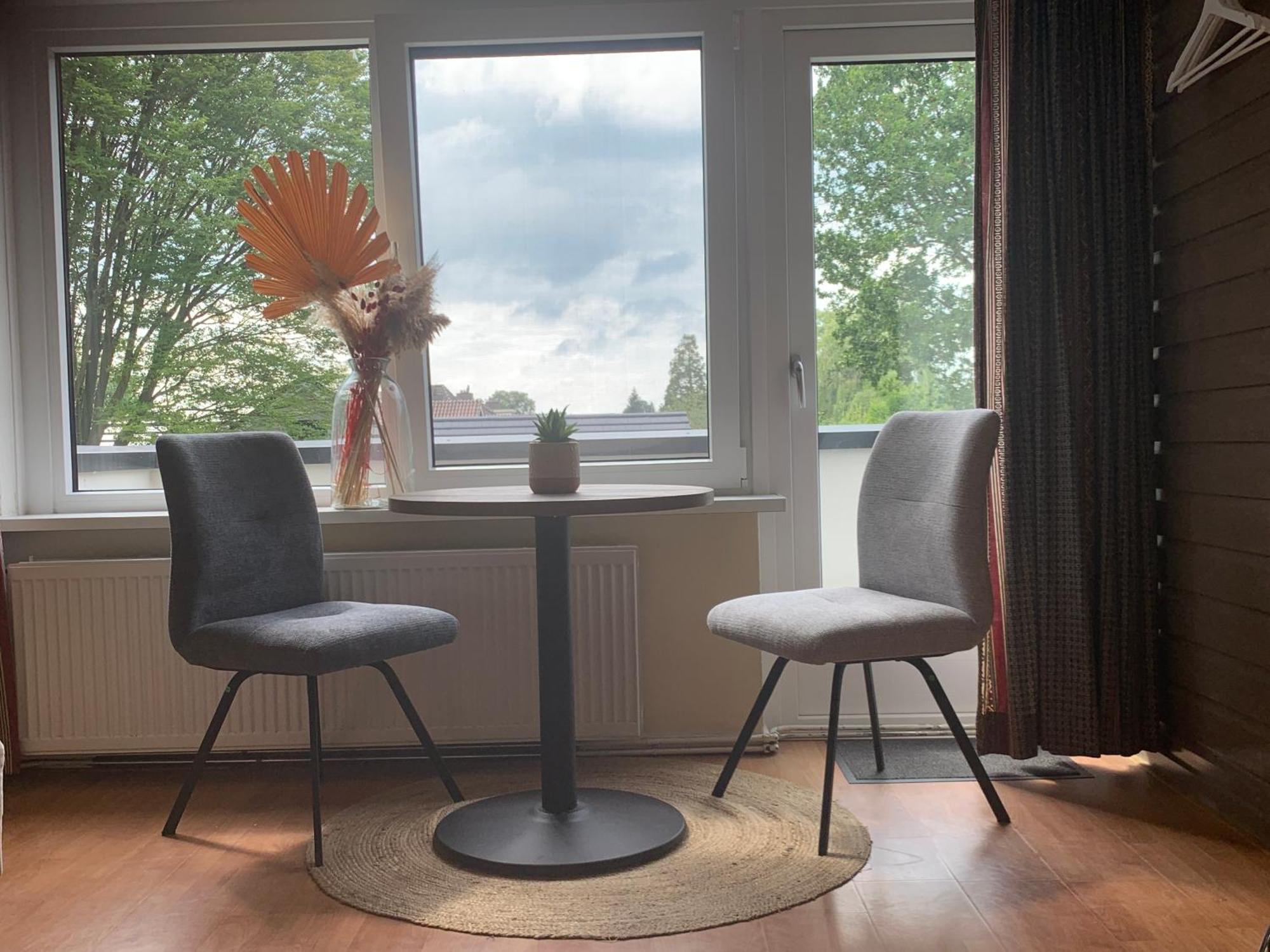 Comfortabele Familie Suite Met 2 Slk, Speelzolder, Balkon, Airco Den Ham Buitenkant foto